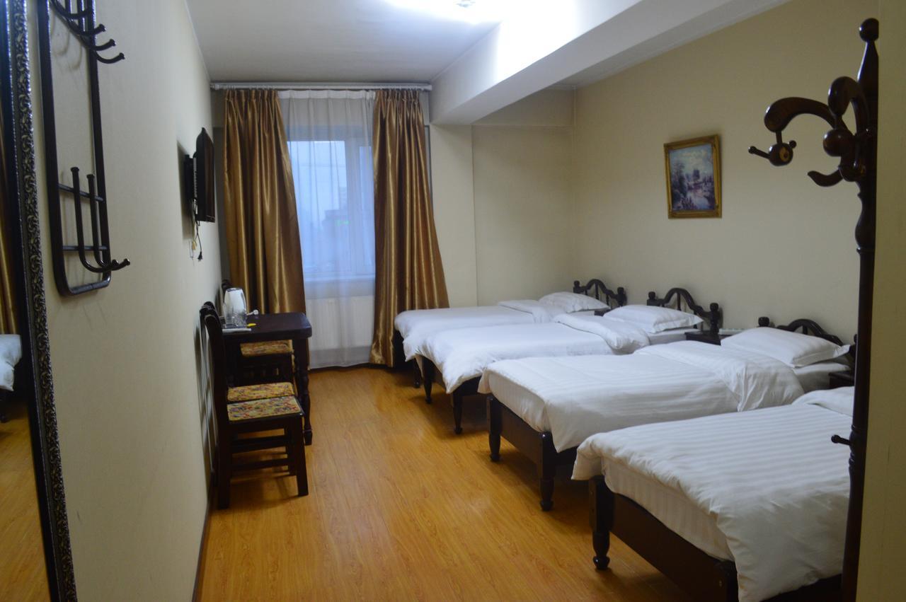 Land Hotel Oelan-bator Buitenkant foto